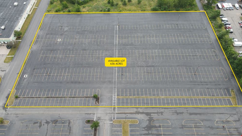 Cinemark Overflow Parking