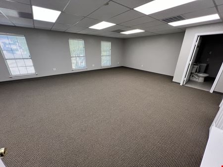 650 S Edmonds Ln