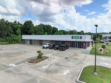 Office / Retail Suites Near Walmart and Sam’s Club