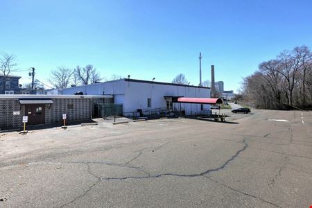 560 Woodward Avenue