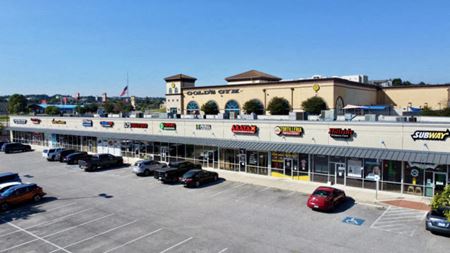 Retail space for Rent at Encino Commons Market in San Antonio