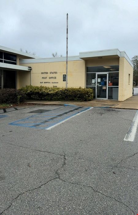 Retail space for Rent at 505 Forest Ave. - 3,034 SF on 1 acre corner lot, Zoned B-2 in East Brewton