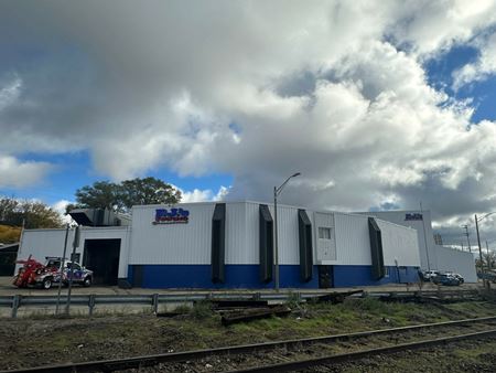 Industrial space for Sale at 2200 Olds Ave in Lansing