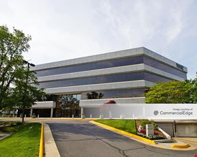 President's Plaza I