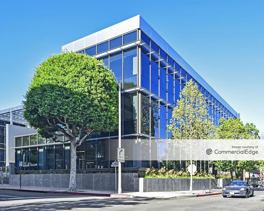 William Morris Plaza