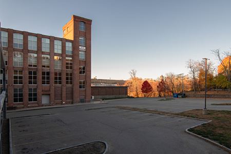 Office space for Rent at Marston Medical Center in Lawrence