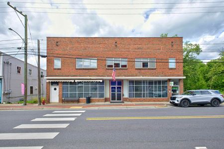 7,966 SF Multi-Tenant Commercial | 3 Parcels, 3 Entrances + Shenandoah Rail Trail Frontage
