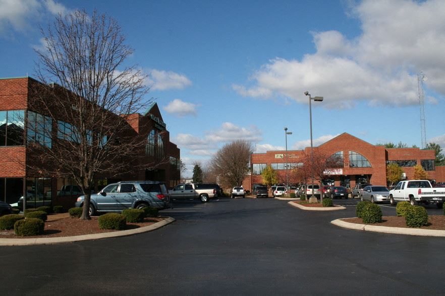 Thoroughbred Square