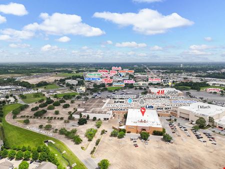 ±122,512 SF Box | JCP at Acadiana Mall | Lafayette, LA