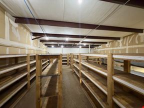 Industrial Flex Space on Avalon Blvd – 1,250 SF Available