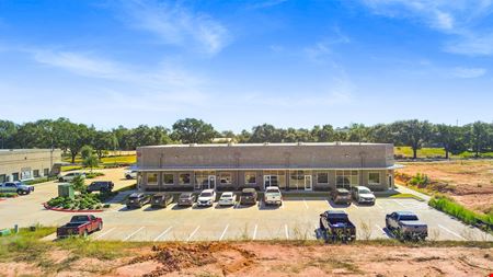 Premier Office/Warehouse Building for Sale | 2517 N. Frazier St., Conroe – High-Visibility Corner in Business Corridor