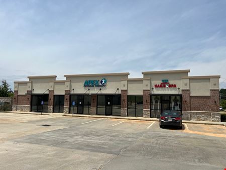 Commercial space at 5080 Lakeland Drive in Flowood