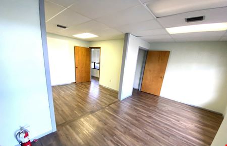 Professional Office with 850 SF +/-