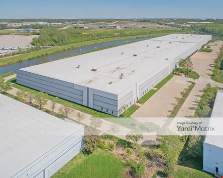 Industrial space for Sale at Earth City Trade Center in Earth City