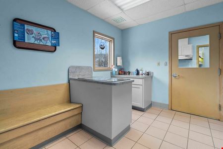 Medical or Veterinary Office Opportunity