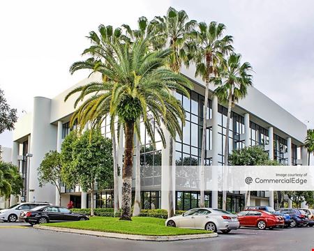 Office space for Rent at Glades Twin Plaza in Boca Raton