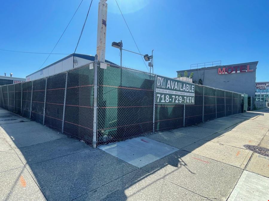 7618 Queens Blvd
