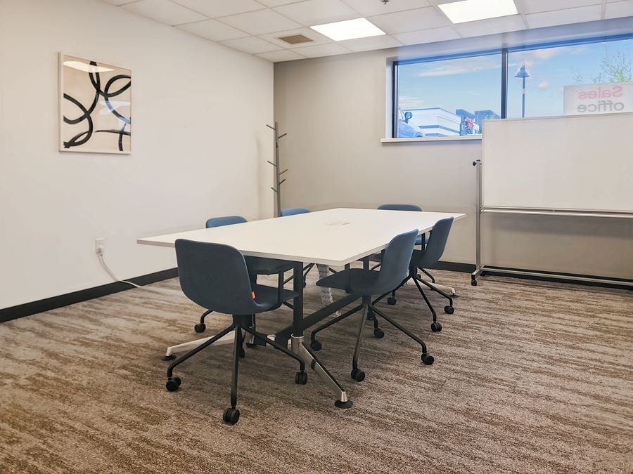 Regus - Greenfield - S 76th Street