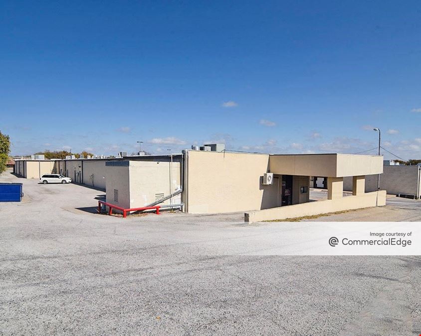 Parker Plaza Shopping Center