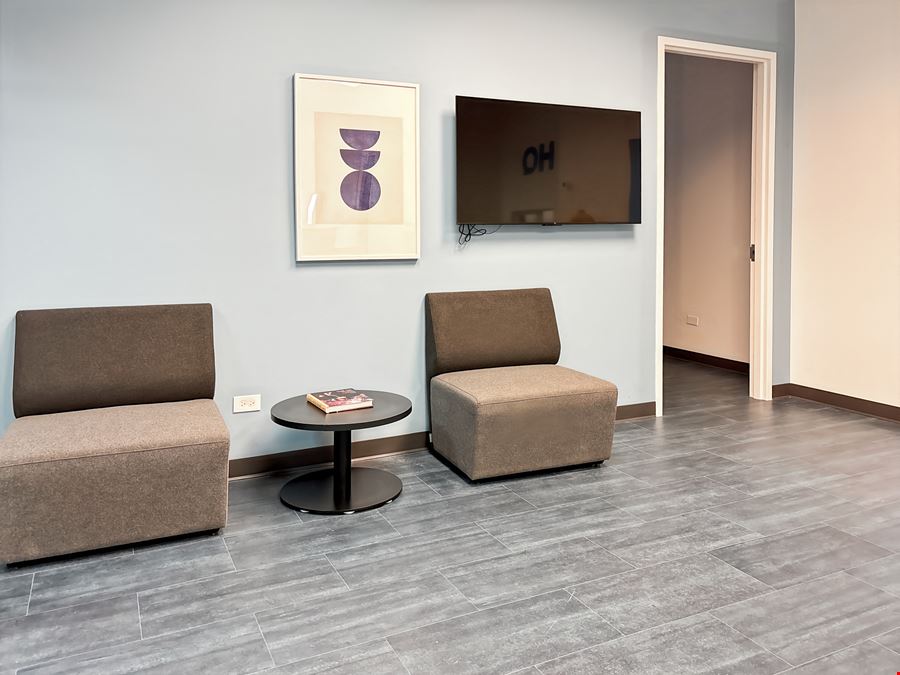 HQ - Naperville - Wall St