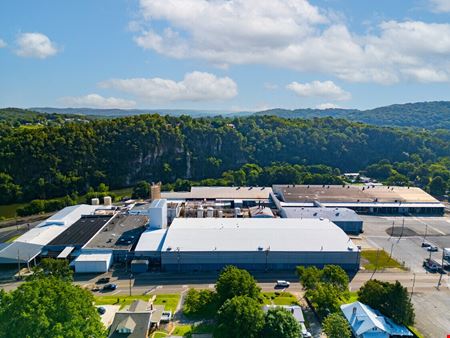 Industrial space for Rent at 540 E Broadway St in Newport