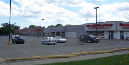 Retail space for Rent at Nine Mile Plaza in Warren