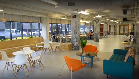 Office space for Rent at Hub Coworking Hawaii - Hub Coworking Queen St in Honolulu