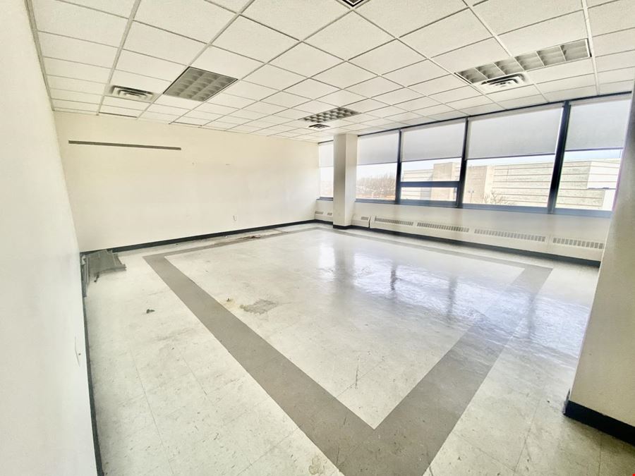 3050 Whitestone Expwy