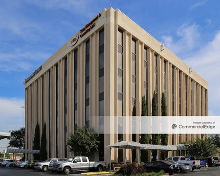 Office space for Rent at Eleven Five Eleven Building in Houston