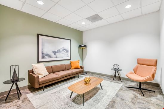 Regus - Bentonville - Plaza