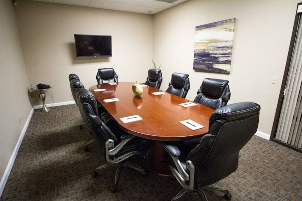 Via Avalon Executive Suites - Via Avalon - Riverside