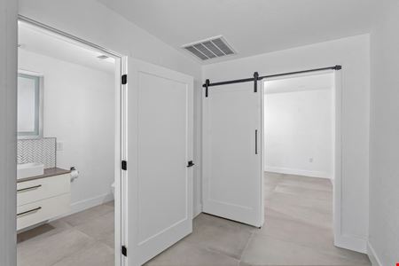 2878 South Osceola Avenue, Unit 5E