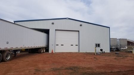 Industrial space for Sale at 7,700 SQ FT Shop on 4+ Fenced & Improved Acres In Killdeer, ND in Killdeer