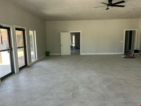 817 SW 89th St - Newly Renovated Multi Unit Office
