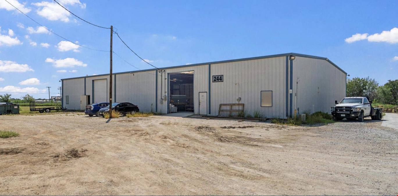 244 S McLennan Loop