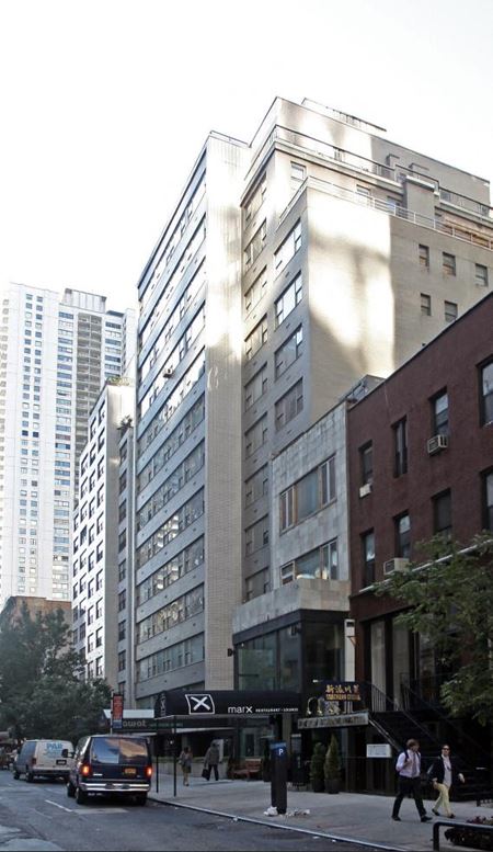 Retail space for Rent at 210 East 58th Street in New York