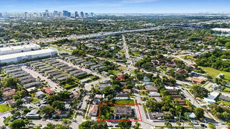 880 & 888 NW 25th Ave