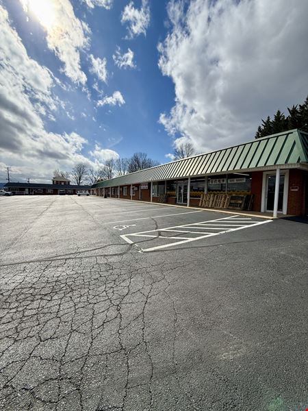 North Roanoke Plaza