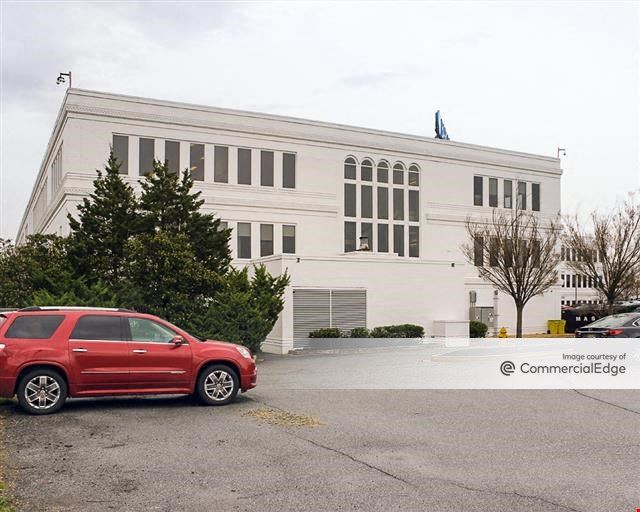 Iron Hill Corporate Center Red Wing 750 Prides Crossing, Newark, DE