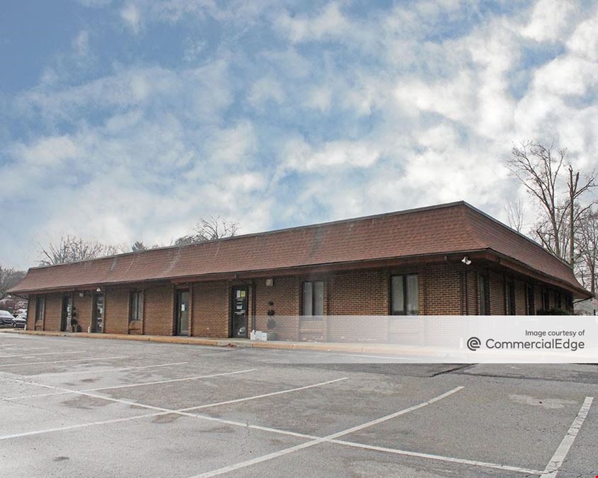 Foulk Road Office Plaza