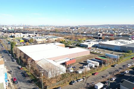 ±47,000 SF - 60,000 SF Warehouse / Office for Lease