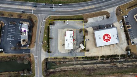 Former Milo's Available for Lease