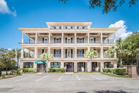 Commercial space at 109 River Landing Dr in Charleston