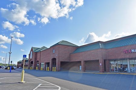 Retail space for Rent at Englewood Village in Tuscaloosa