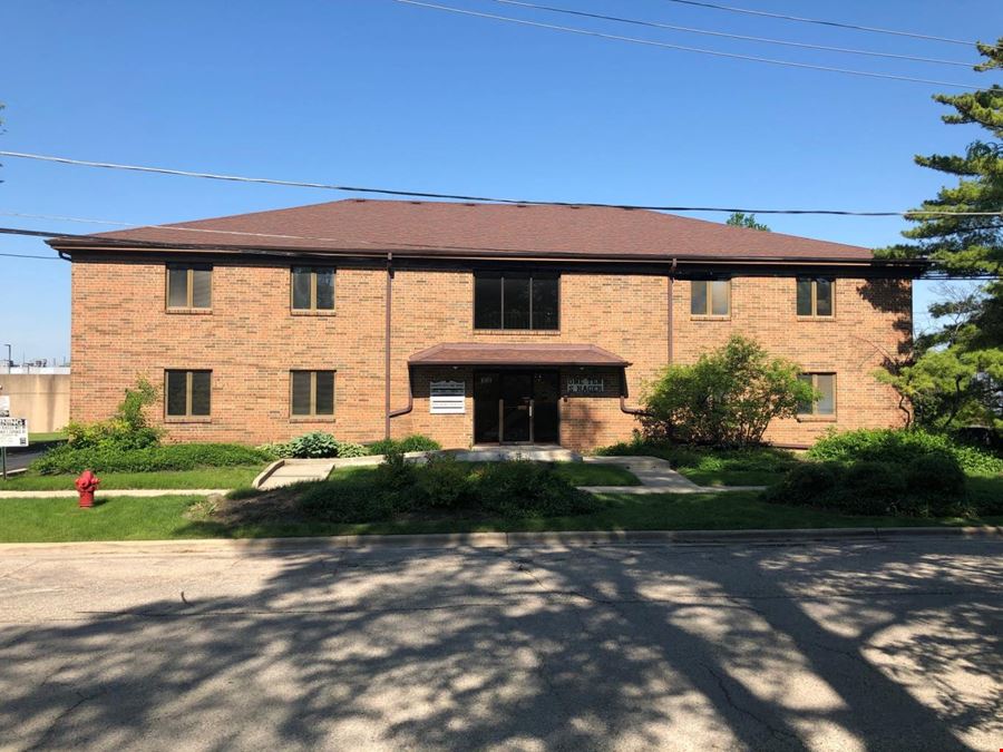 110 S Hager Ave