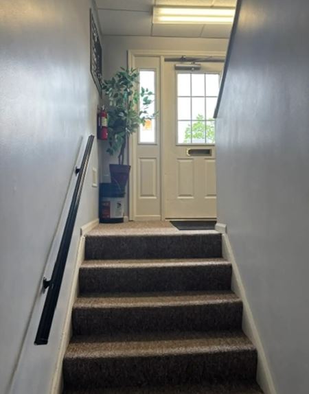 Office space for Rent at Premium Office Suites for Lease - Grand River & Waverly - Lansing Area in Lansing