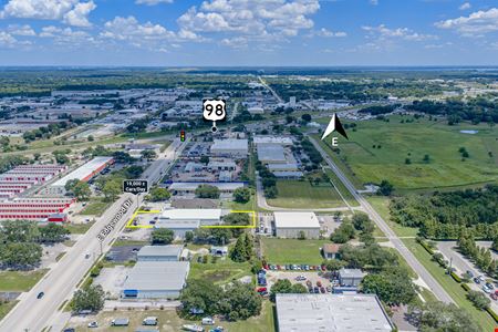 Retail Showroom & Warehouse - 11,000+ SF in South Lakeland