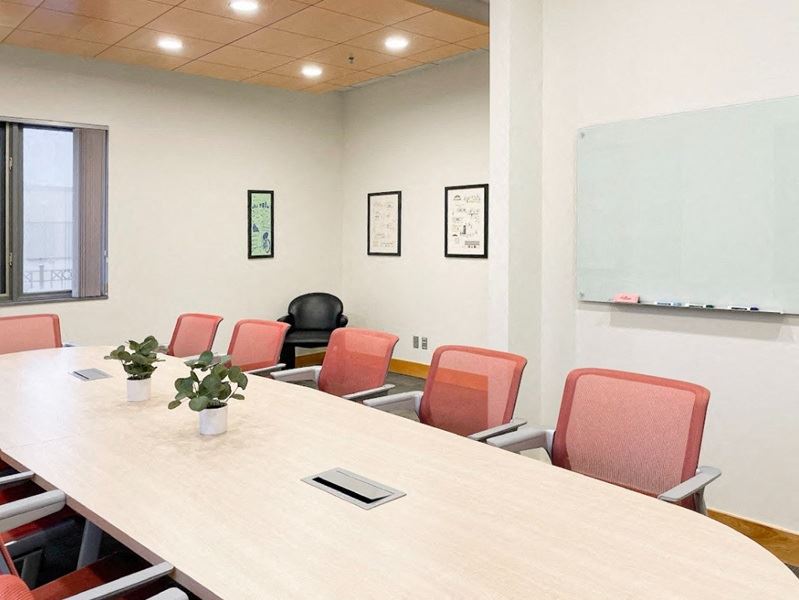 Gravitate Coworking - Gravitate Windsor Heights