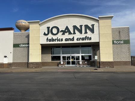 Retail space for Rent at Prewitt's Point - Unit 18 in Osage Beach