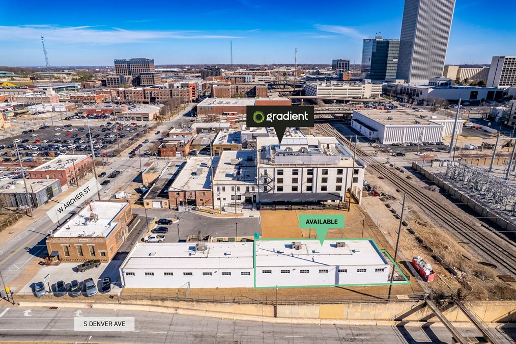 228 W Archer